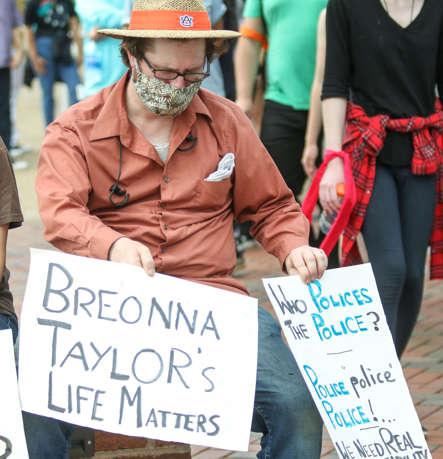 Auburn Students & Community for Change protest and march